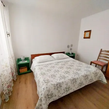 Rab Pandelo Apartmani Banjol Exterior photo